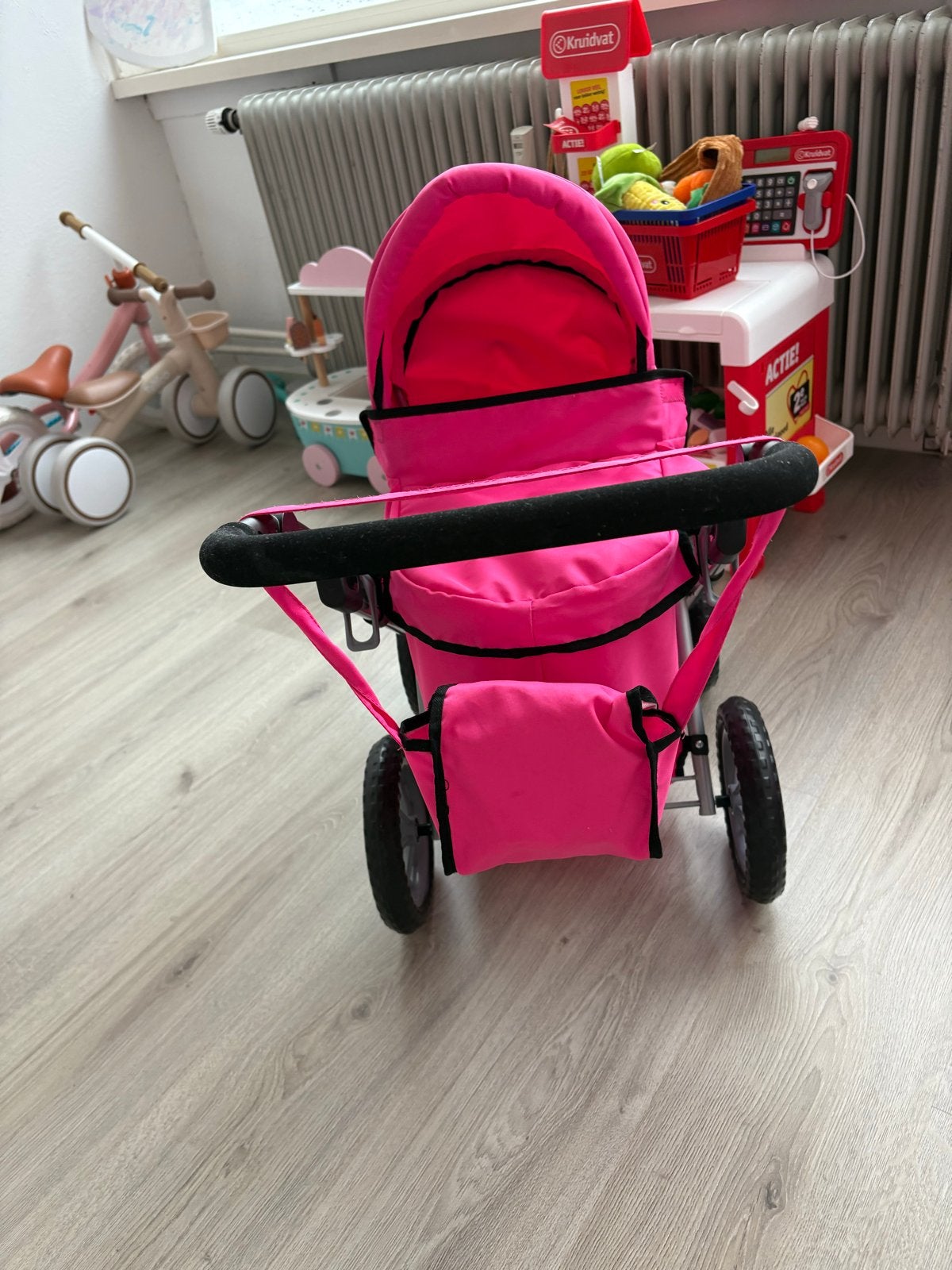 Roze poppenwagen - Zo goed als nieuw, Ophalen, Zo goed als nieuw, Overige typen