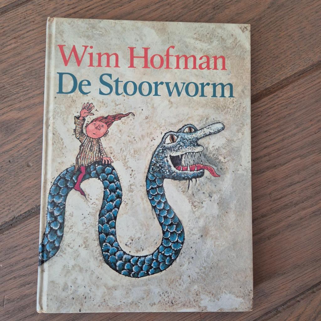 Wim Hofman - De Stoorworm (Vintage Kinderboek), Ophalen of Verzenden, Zo goed als nieuw, Wim Hofman, Fictie algemeen