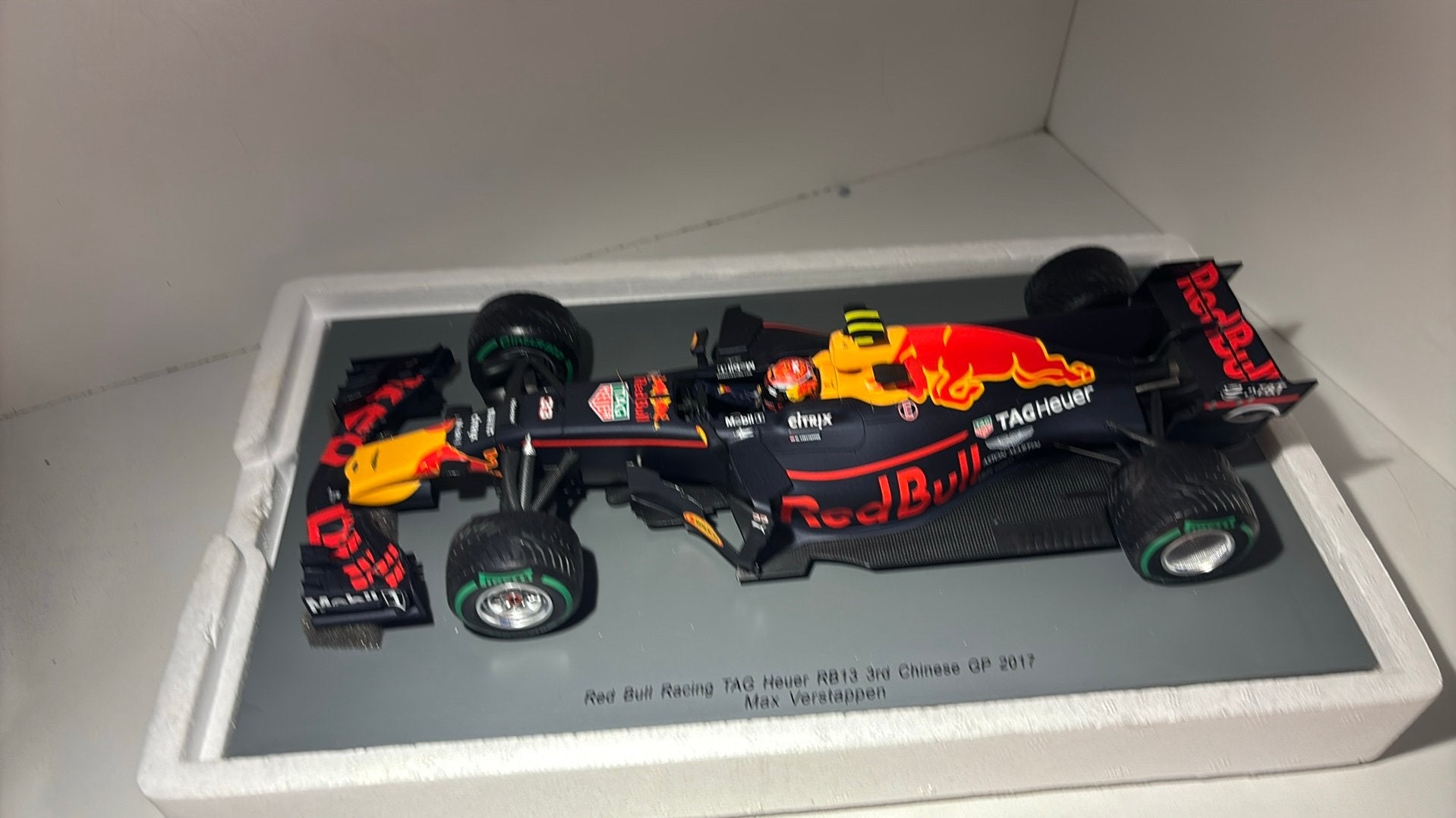 F1 red bull rb13 chinese 2017 max Verstappen spark 1.18, Overige merken, Ophalen of Verzenden, A, A
