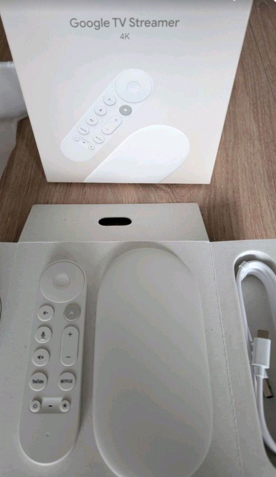 Te koop Google tv steamer 4k opvolger van de chromecast., Ophalen of Verzenden, Zo goed als nieuw
