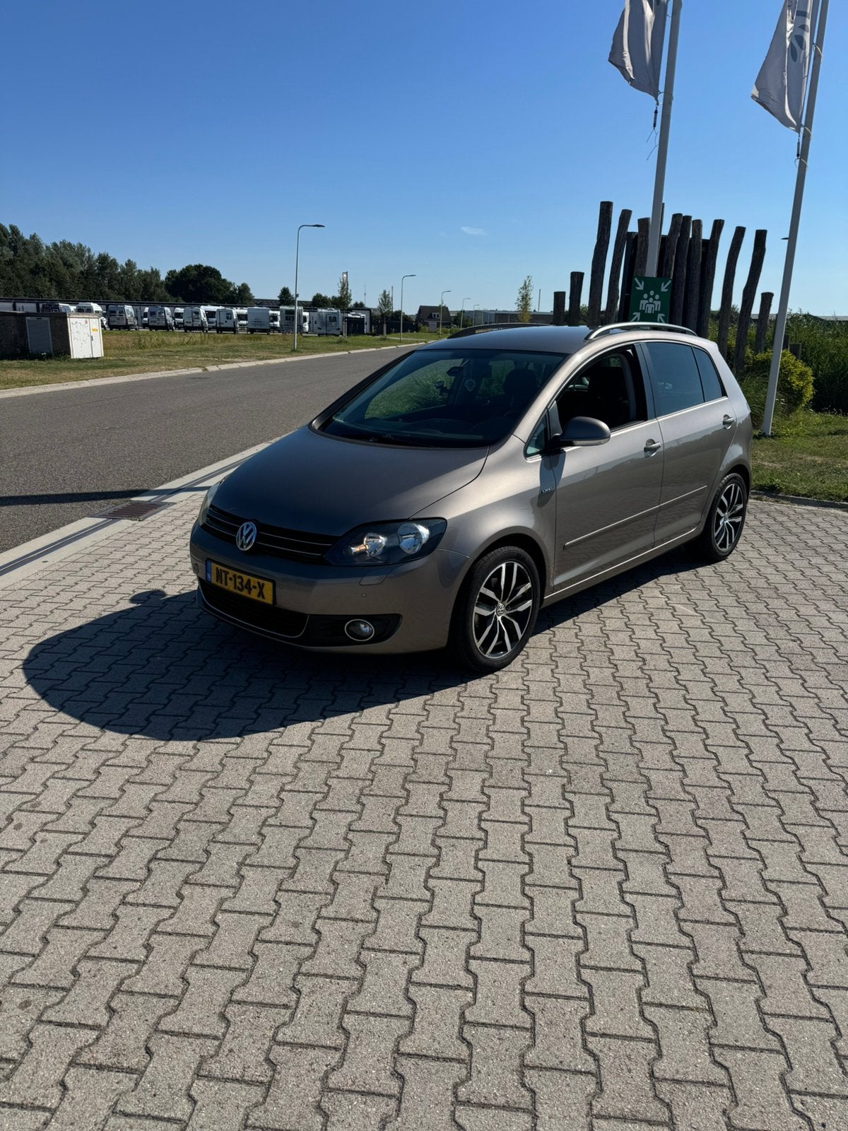 Volkswagen Golf Plus 1.6 TDI 77KW 2013 Bruin, Auto's, Volkswagen, Bruin, Bedrijf, 140 €/maand, 104 pk