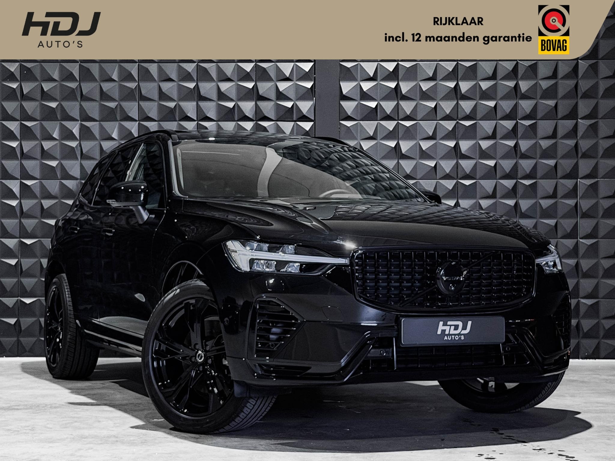 Volvo XC60 2.0 T6 Plug-in hybr. AWD All Black | Pano | 20"|, Auto's, Automaat, 12 maanden, Gebruikt, 4 cilinders