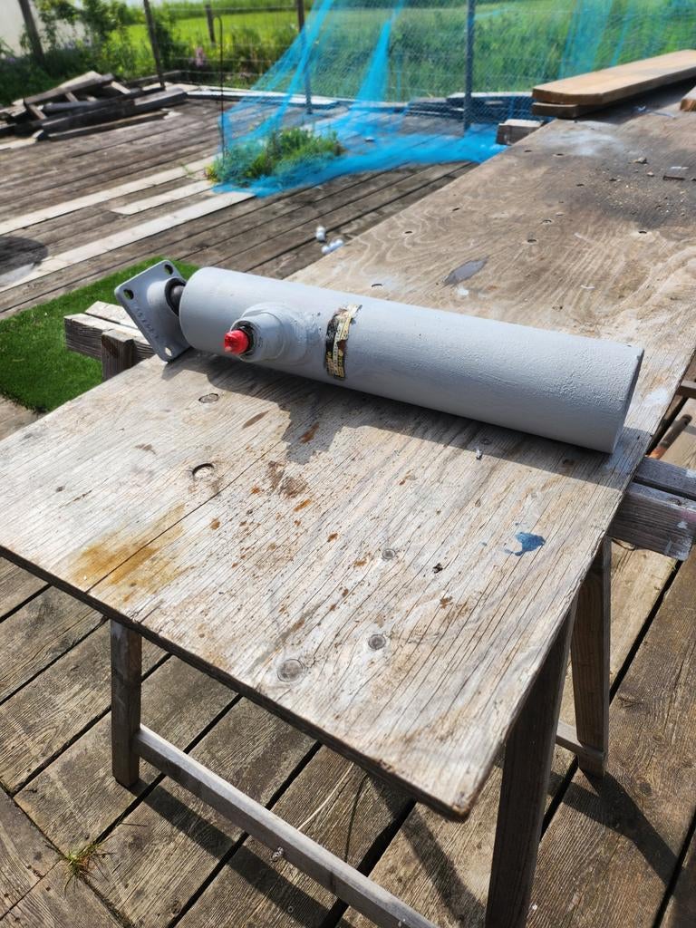 3 traps hydraulische cilinder, Ophalen