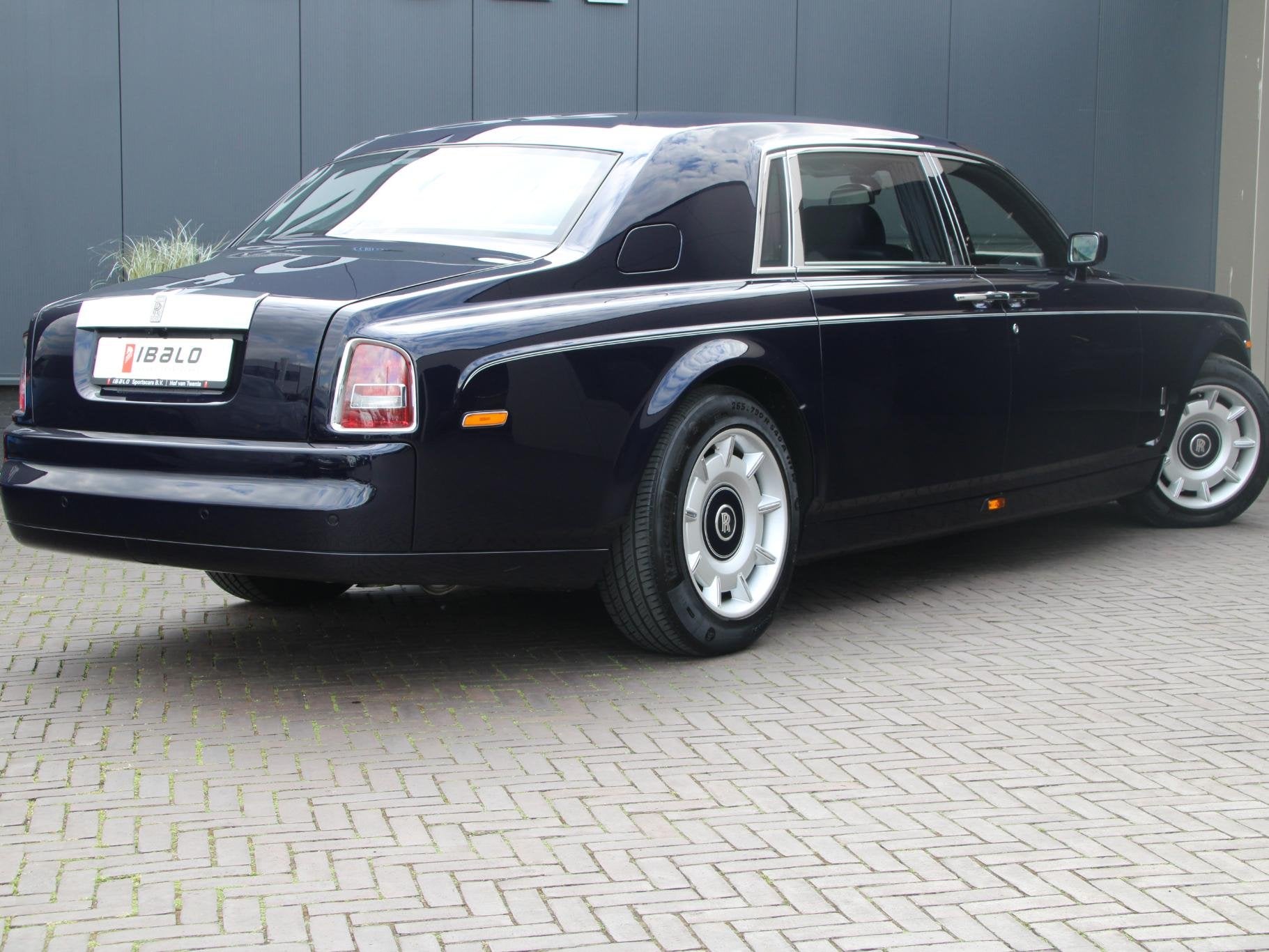 Rolls-Royce Phantom VII 6.75 EWB | Power Close Doors |, Auto's, Automaat, Achterwielaandrijving, 12 cilinders, Blauw