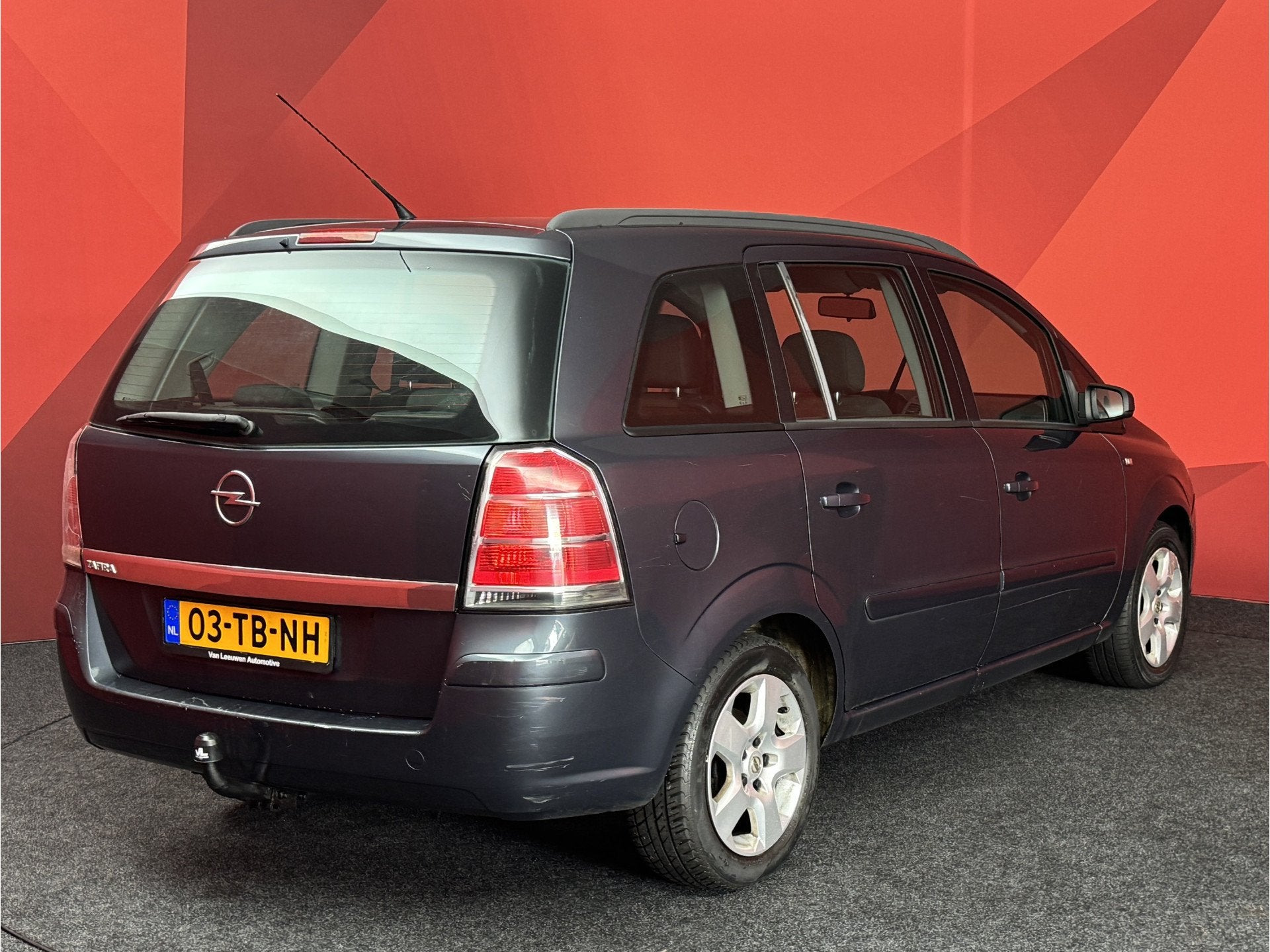 Opel Zafira 1.6 Enjoy, Auto's, Opel, Voorwielaandrijving, Stof, Gebruikt, Zwart