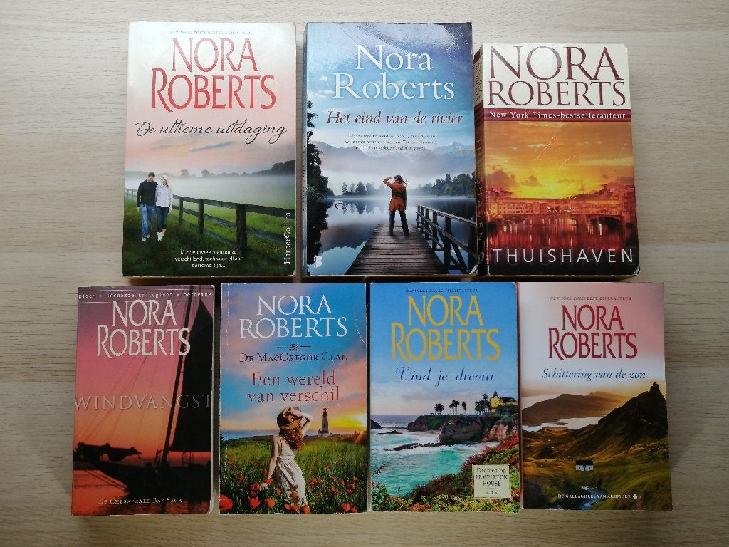 Nora Roberts - Set van 7 Boeken, Boeken, Verzenden, Gelezen, Nora Roberts