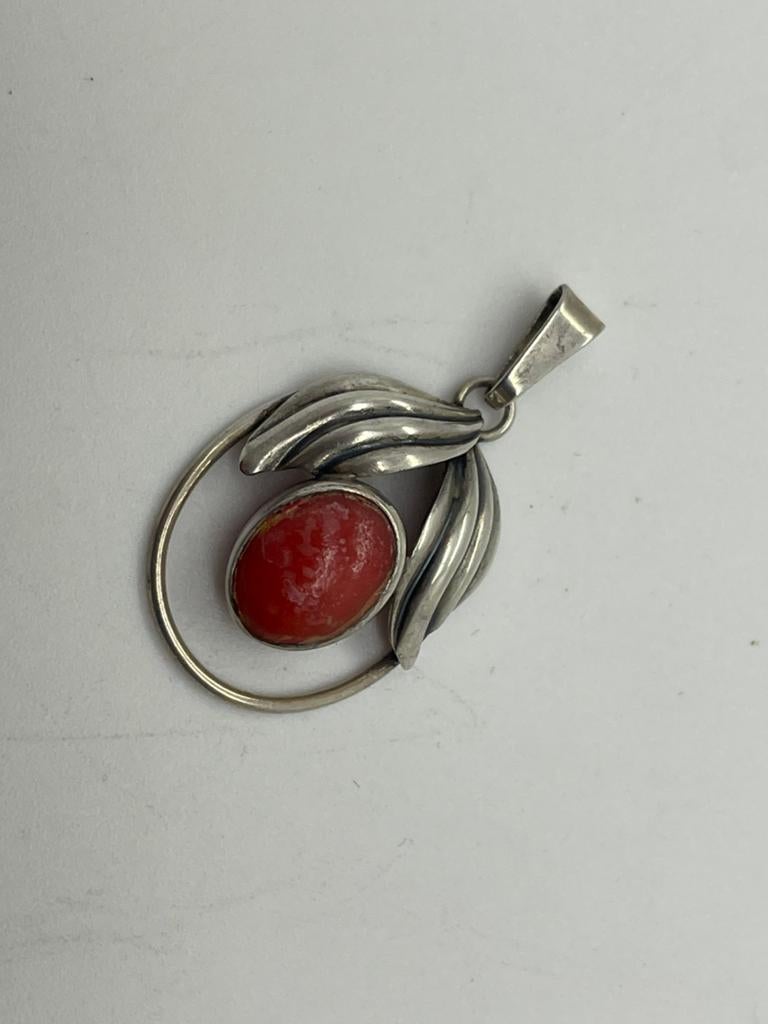 D983 Prachtige antieke zilveren TEKA hanger, Ophalen of Verzenden, Zilver, Hanger, Met edelsteen
