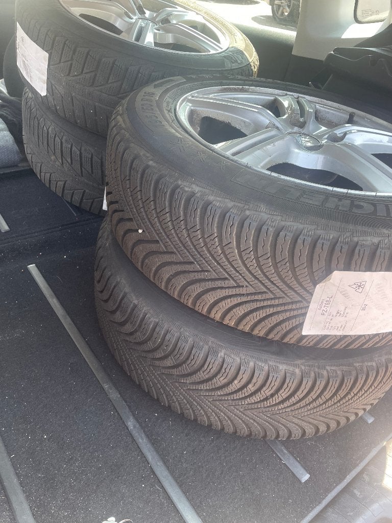 set winterbanden met velgen 16 inch, Auto-onderdelen, Banden en Velgen, Ophalen, Gebruikt, 16 inch, Banden en Velgen