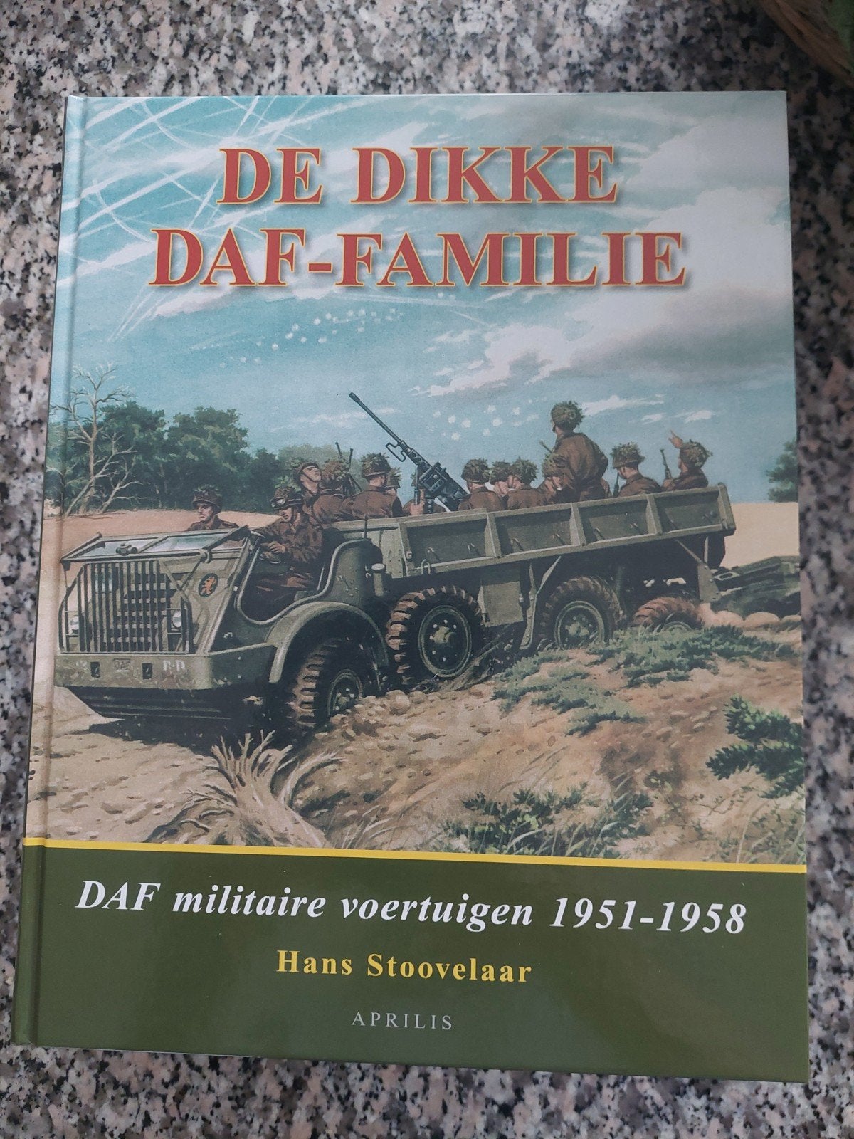 H. Stoovelaar - De Dikke DAF-familie, Ophalen of Verzenden, Overige merken, H. Stoovelaar, Zo goed als nieuw