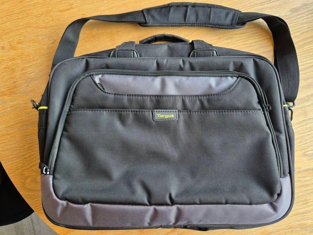 Targus grote laptoptas, Computers en Software, Ophalen of Verzenden, 17 inch of meer, Nieuw, Trolleytas