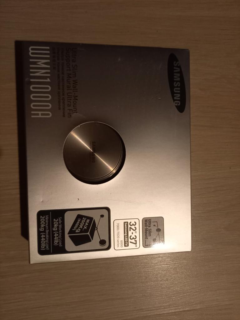 Samsung WMN1000A Ultra Slim Wall Mount voor 32-37 inch TV's, Ophalen of Verzenden