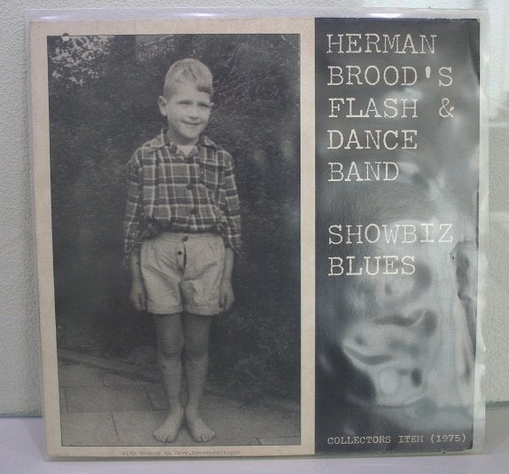 LP - Herman Brood - Showbiz  Blues  - UNIVERSE Prod - NM, Cd's en Dvd's, Vinyl | Rock, Ophalen of Verzenden, Zo goed als nieuw
