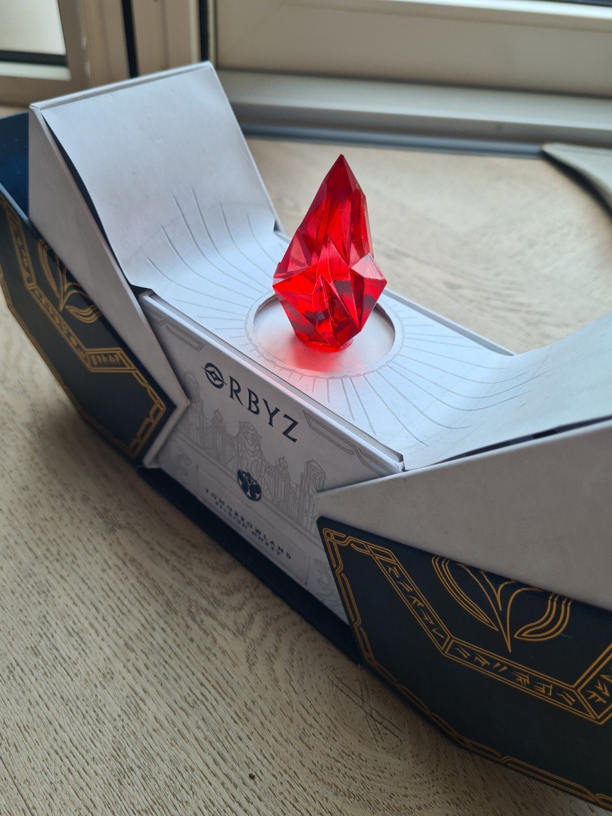 Tomorrowland 2023 Treasure Case Orbzy, Ophalen of Verzenden, Zo goed als nieuw