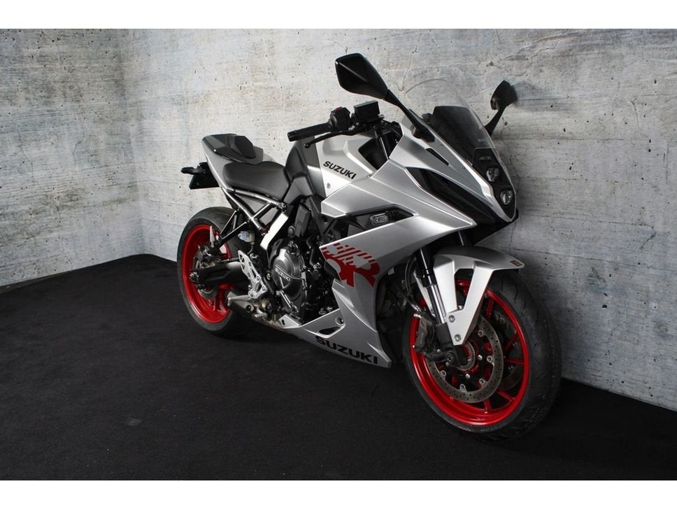 Suzuki GSX-8R, Motorrijbewijs A, Bedrijf, Onbekend, Super Sport