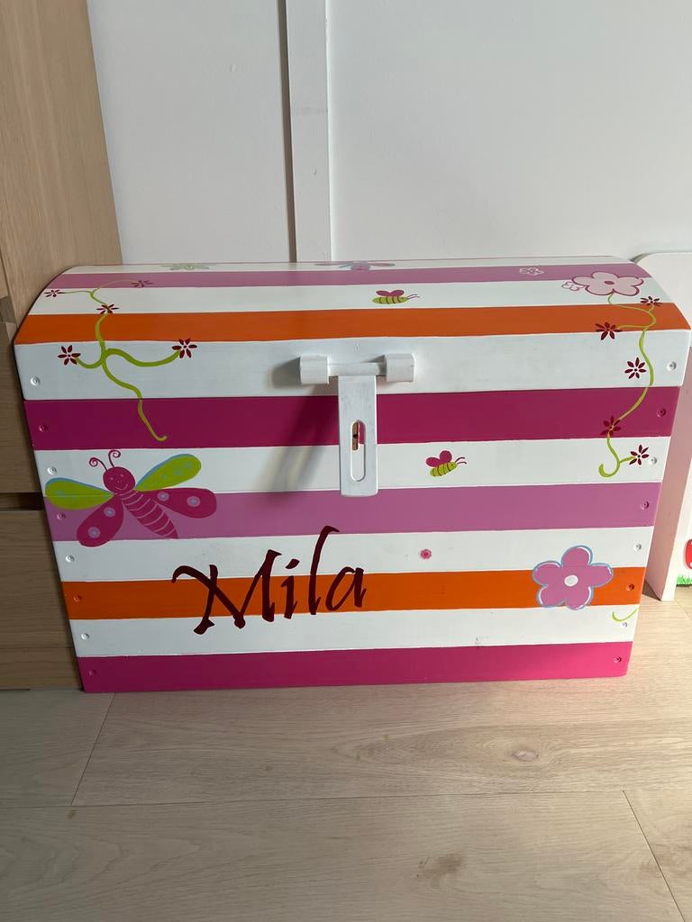 Houten speelgoedkist/opbergkist met naam 'Mila', Ophalen of Verzenden, Zo goed als nieuw