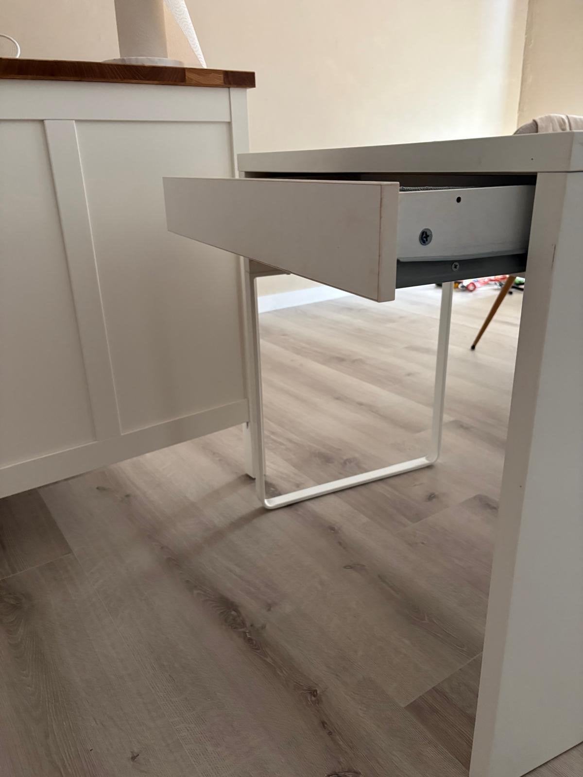 Wit bureau met lade en metalen onderstel, Ophalen, Gebruikt, Met lades, Metaal