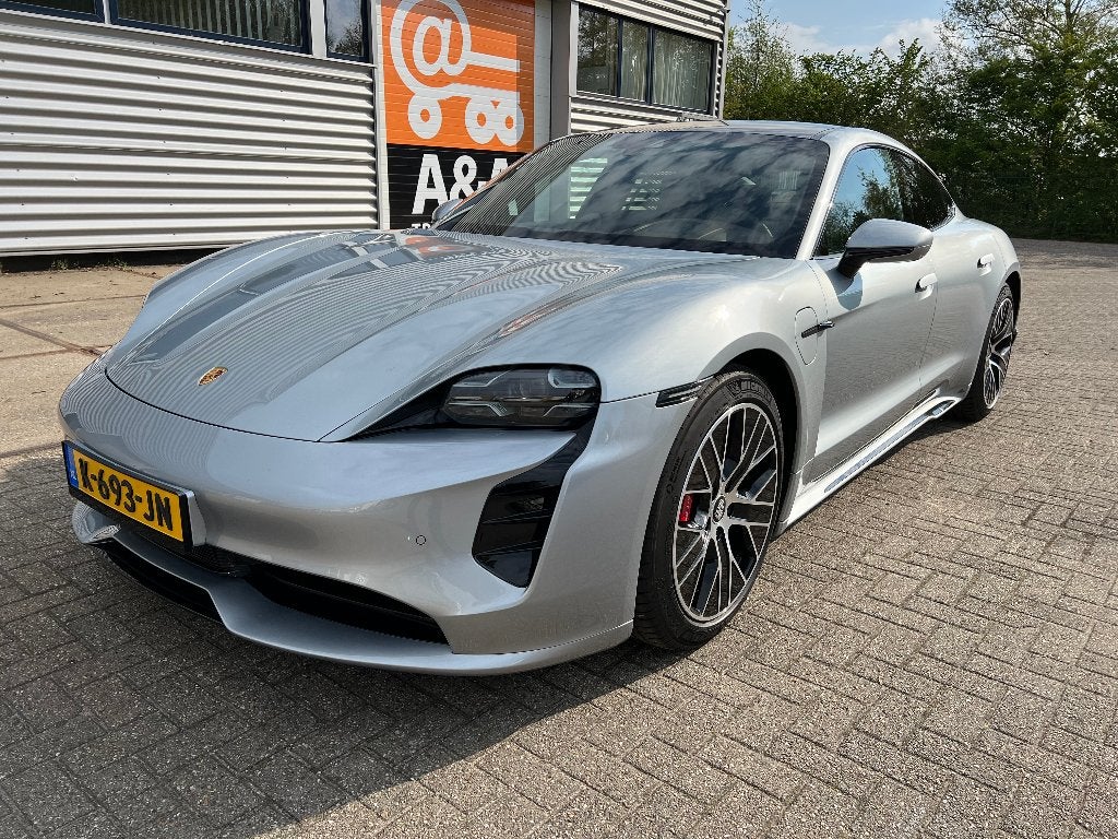 Porsche Taycan 4S 84 kWh Sportdesign Approved garantie