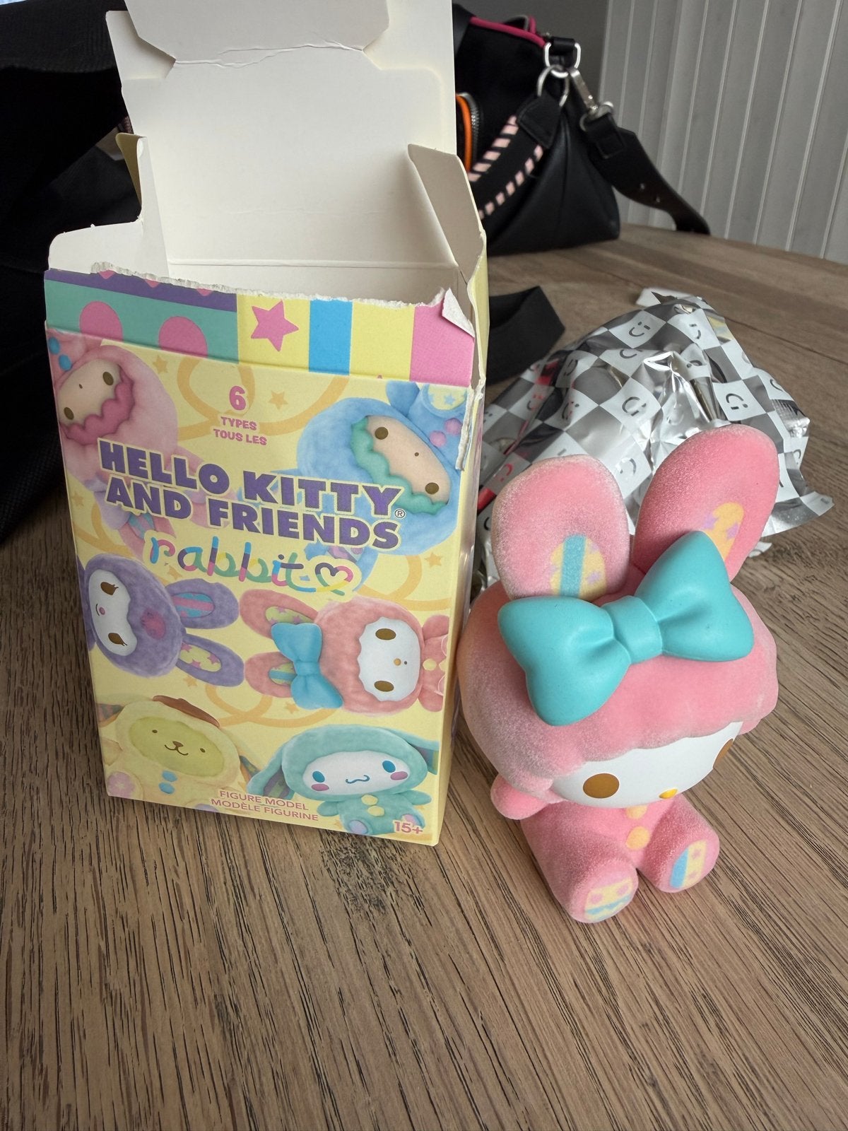 Nieuw My Melody beeldje uit Hello Kitty & Friends blind box, Ophalen of Verzenden, Nieuw