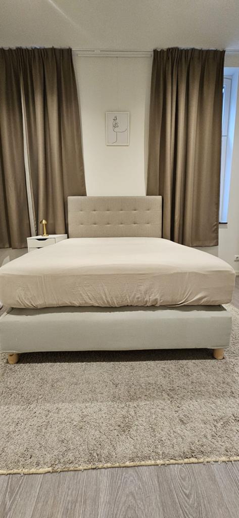 Bed - Lauvik incl. matras, Huis en Inrichting, Ophalen, Zo goed als nieuw, Eenpersoons