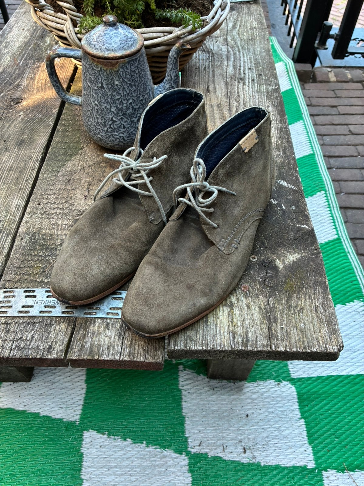 Nette heren schoen grijs/mosgroenig suede.mt.44, Kleding | Heren, Ophalen of Verzenden, Zo goed als nieuw, Overige kleuren