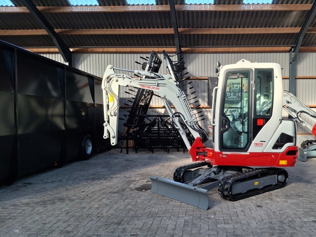 Takeuchi TB225 Extra, minigraver, minikraan, BJ2026, Nieuw!, Ophalen, Nieuw