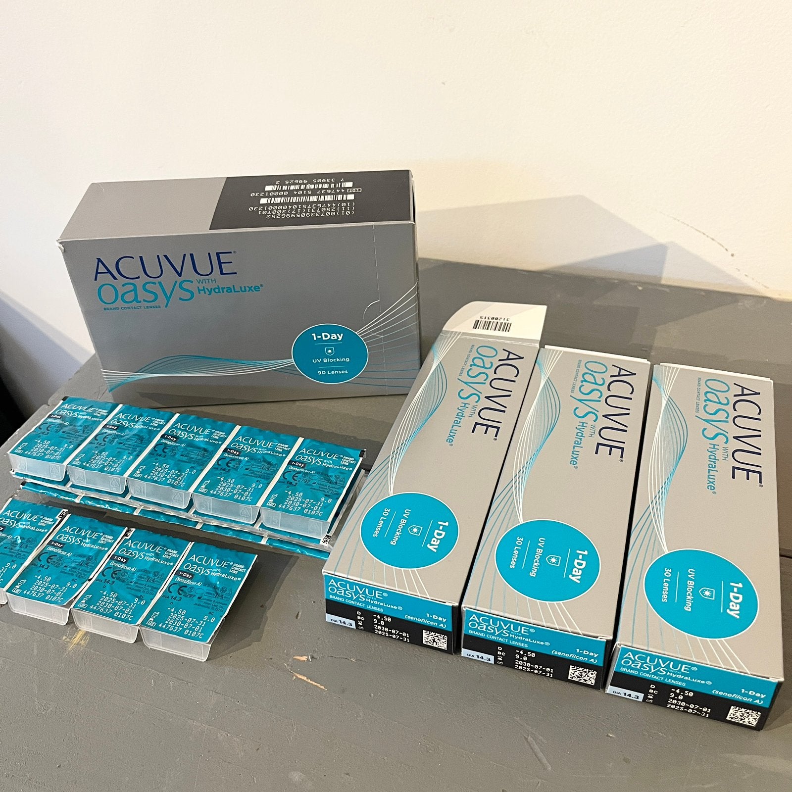 Acuvue oasys 1day 89 lenzen -4.5 BC9 tot 2030.07, Ophalen of Verzenden, Nieuw, Zilver, Ogen