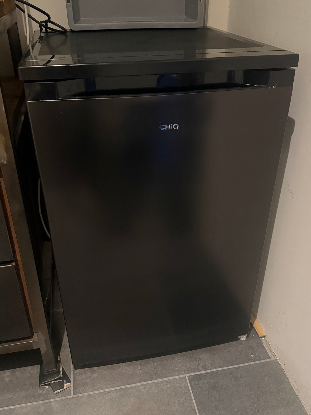 Compacte CHiQ koelkast met vriesvak - Zwart, 85 tot 120 cm, Gebruikt, 75 tot 100 liter, Ophalen of Verzenden