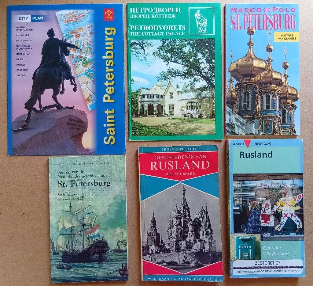 Bundel informatie- reisboeken Rusland / St. Petersburg, Boeken, Reisgidsen, Europa, Diverse auteurs, Ophalen of Verzenden, Reisgids of -boek