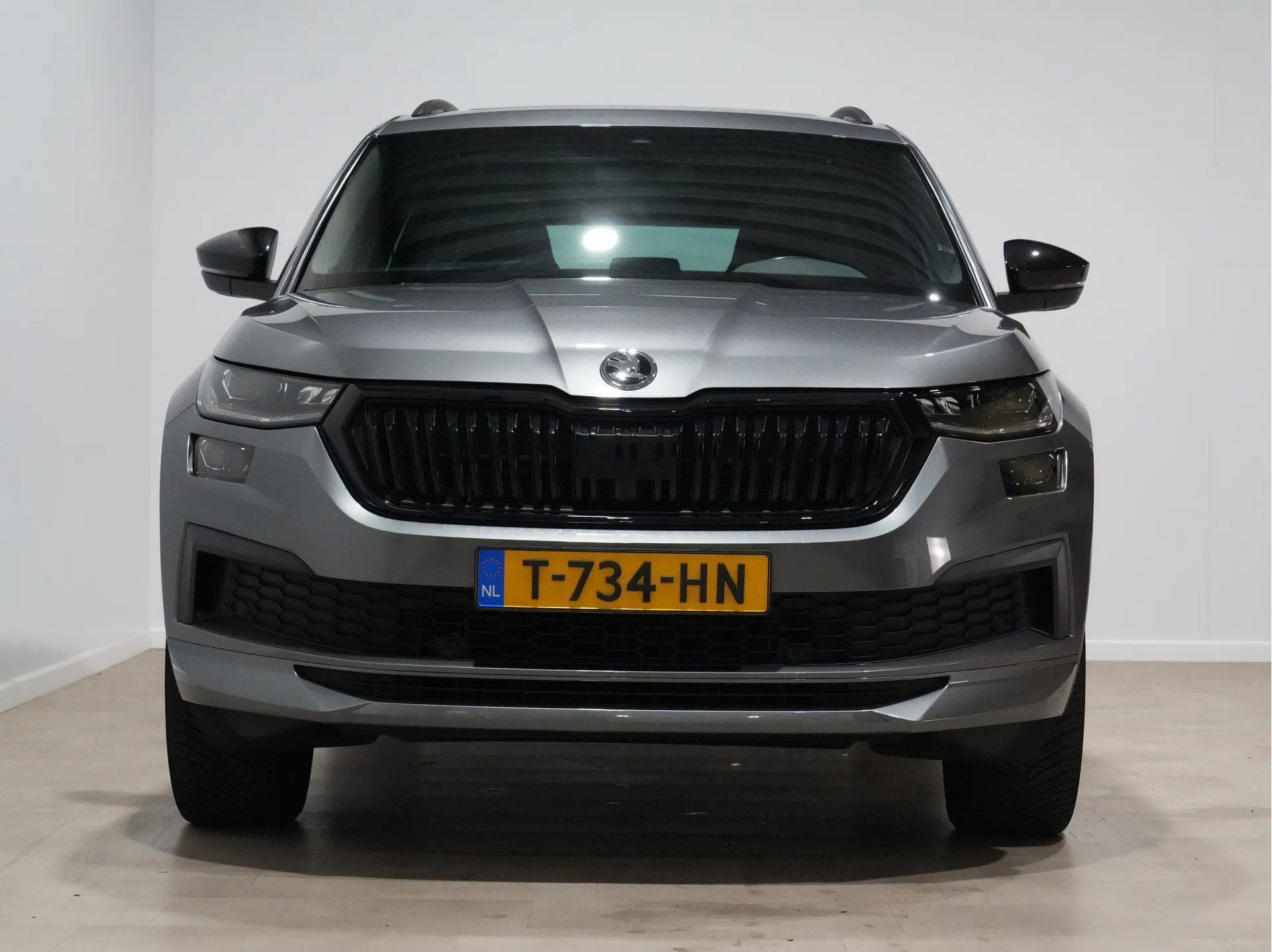 Skoda Kodiaq 1.5 150pk TSI Sportline Business 7 persoons, 4 cilinders, 150 pk, 7 stoelen, Automatische klimaatregeling