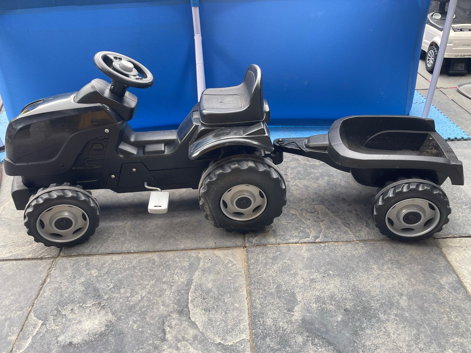Smoby Trapauto Tractor met aanhanger - Zwart, Ophalen, Gebruikt, Trapvoertuig