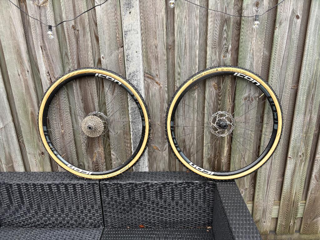 ICON tube wielset (DT Swiss 350 naven) cyclocross, Fietsen en Brommers, Fietsonderdelen, Ophalen of Verzenden, Zo goed als nieuw