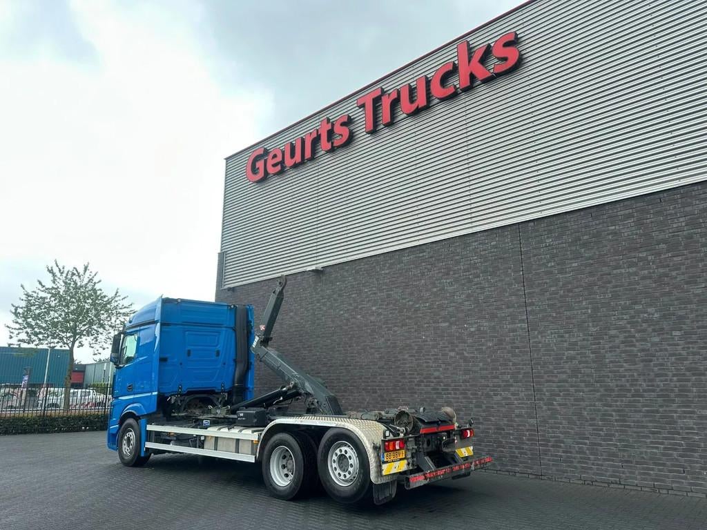Mercedes-Benz Actros 2545 6X2 MET HIAB MULTILIFT XR21S61 HAA, Auto's, Vrachtwagens, Automaat, Euro 6, Blauw, Bedrijf