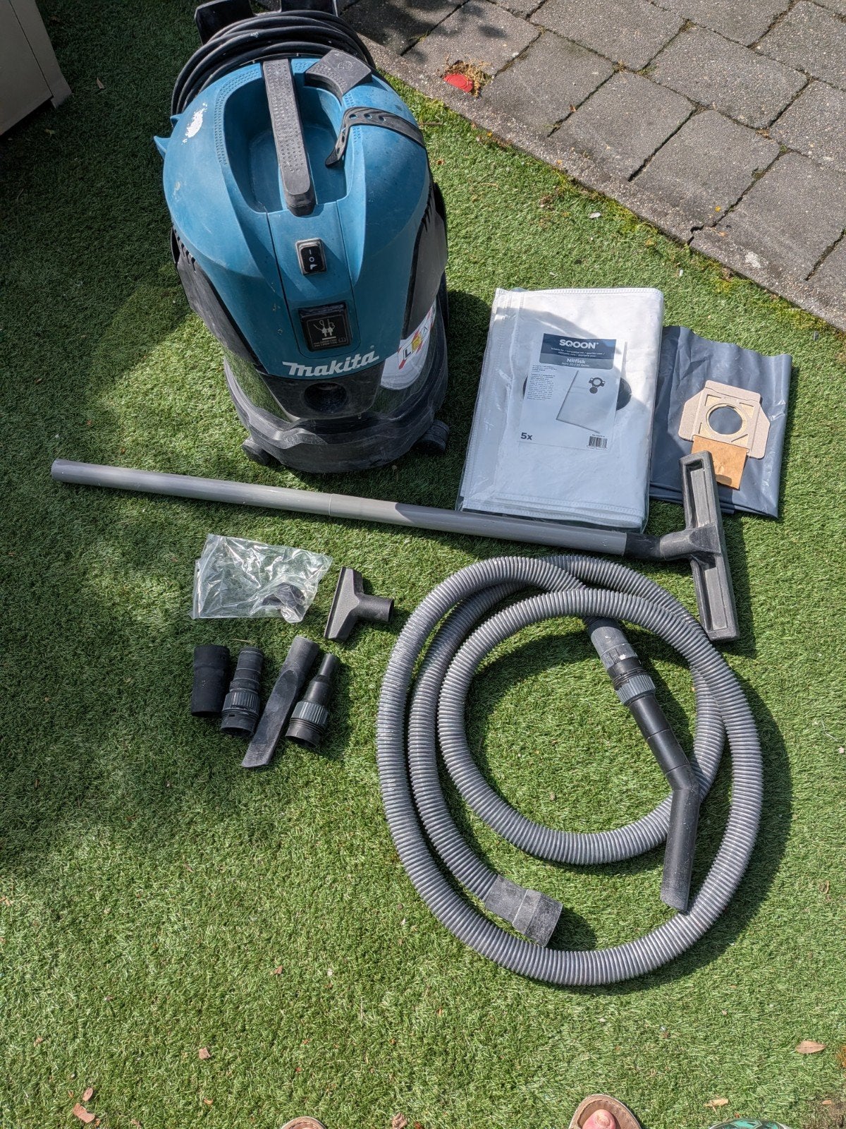 Makita VC2012L Bouw Stofzuiger, Doe-het-zelf en Verbouw, Reinigingsmachines, Ophalen, Gebruikt, Waterstofzuiger