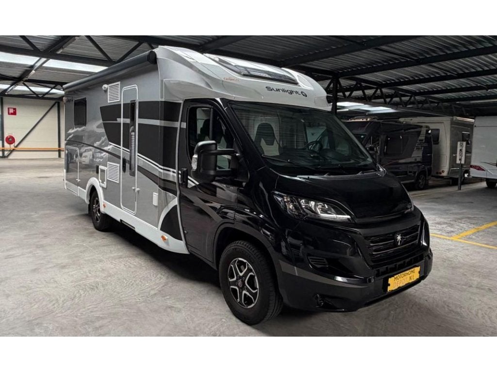 Sunlight T 67 AdventureEdition T9 AUT NLCamper 20.500KM!, Sunlight, Fiat, 7 tot 8 meter, Bedrijf