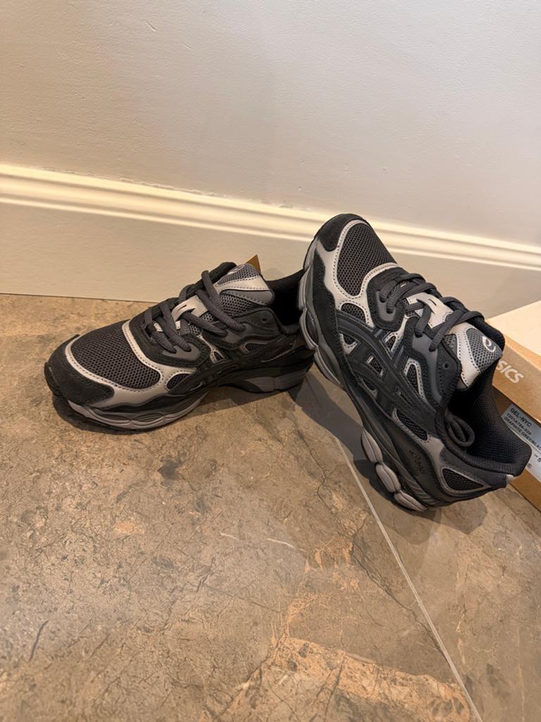 ASICS Gel-NYC Sneakers - Stijlvol en Comfortabel maat 39, Ophalen of Verzenden, Zo goed als nieuw, Zwart, Sneakers of Gympen