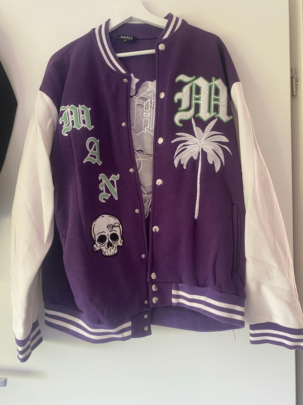 Heren varsity jacket paars/wit - Maat L/XL, Ophalen of Verzenden, Zo goed als nieuw, Maat 52/54 (L), Meerkleurig