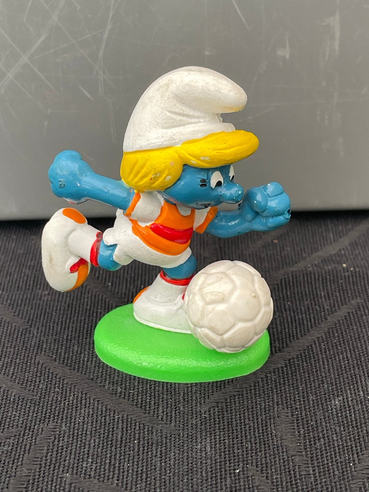 Smurfin Silan promo figuur - Voetballer Smurf, Ophalen of Verzenden, Gebruikt, Overige Smurfen, Poppetje, Figuurtje of Knuffel