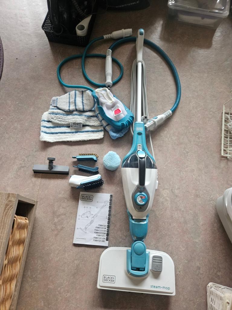 Black+Decker Steam-mop Stoomreiniger met accessoires, Ophalen, Zo goed als nieuw