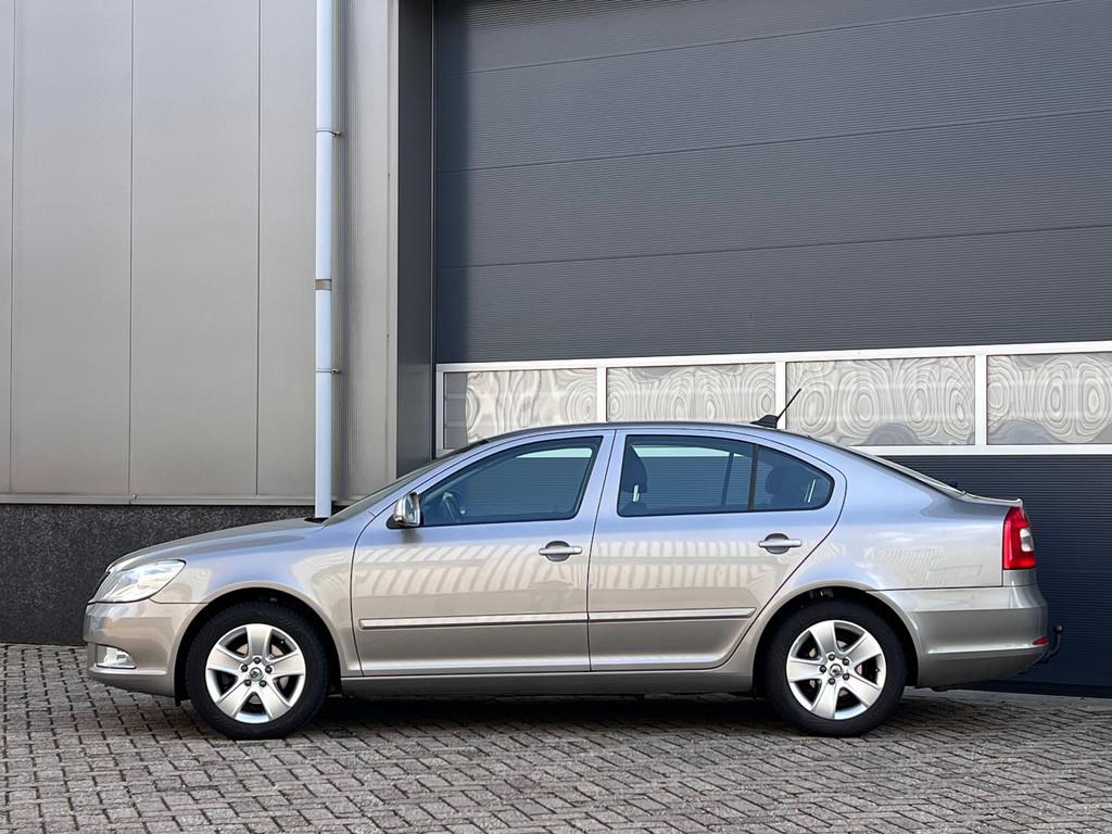Skoda Octavia 1.2 TSI Ambition Business Line bj.2012 Navi|Cl, Auto's, Skoda, Voorwielaandrijving, Euro 5, Stof, Gebruikt