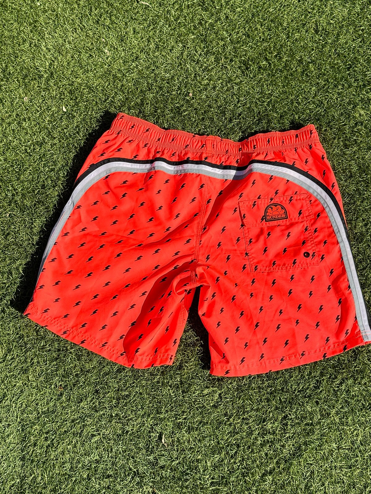 Sundek zwembroek XL Limited Edition, Ophalen of Verzenden, Zo goed als nieuw, Rood, Zwembroek of Short