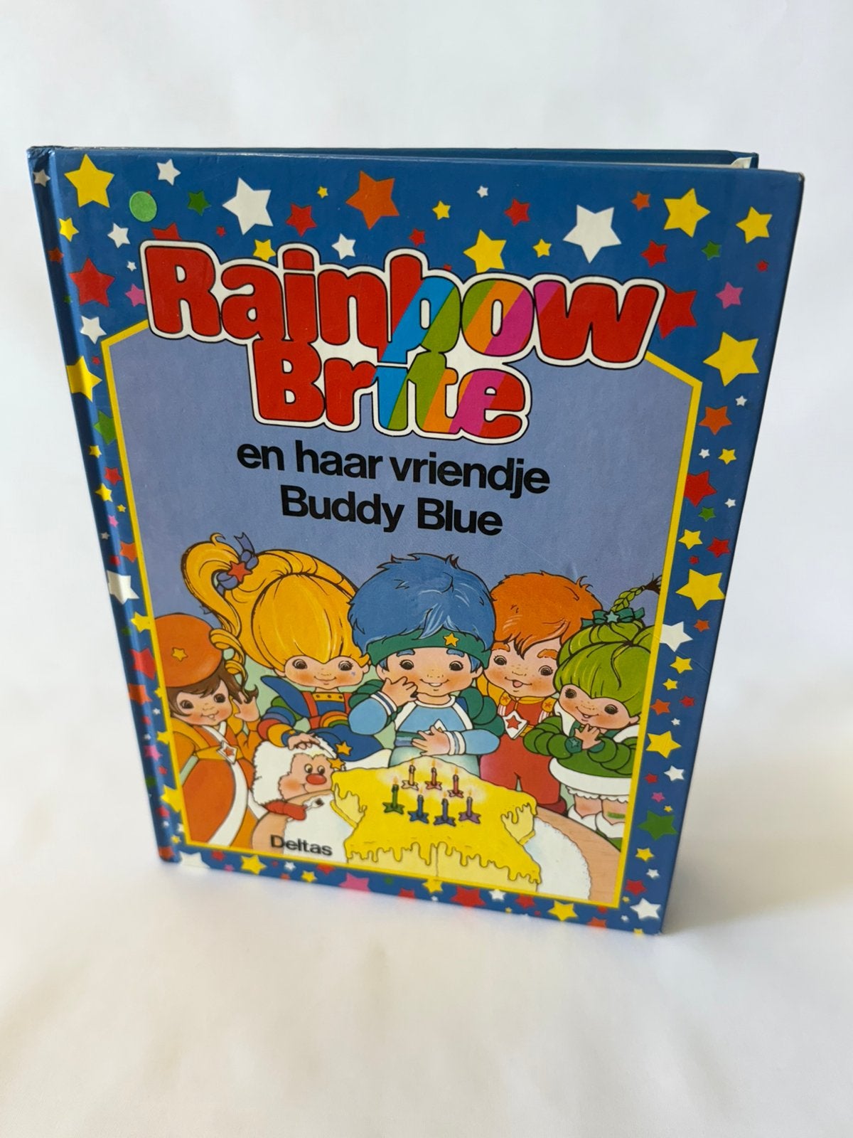 Rainbow Brite Rainbowbrite en haar vriendje Buddy Blue, Boeken, Ophalen of Verzenden, Gelezen, Fictie algemeen