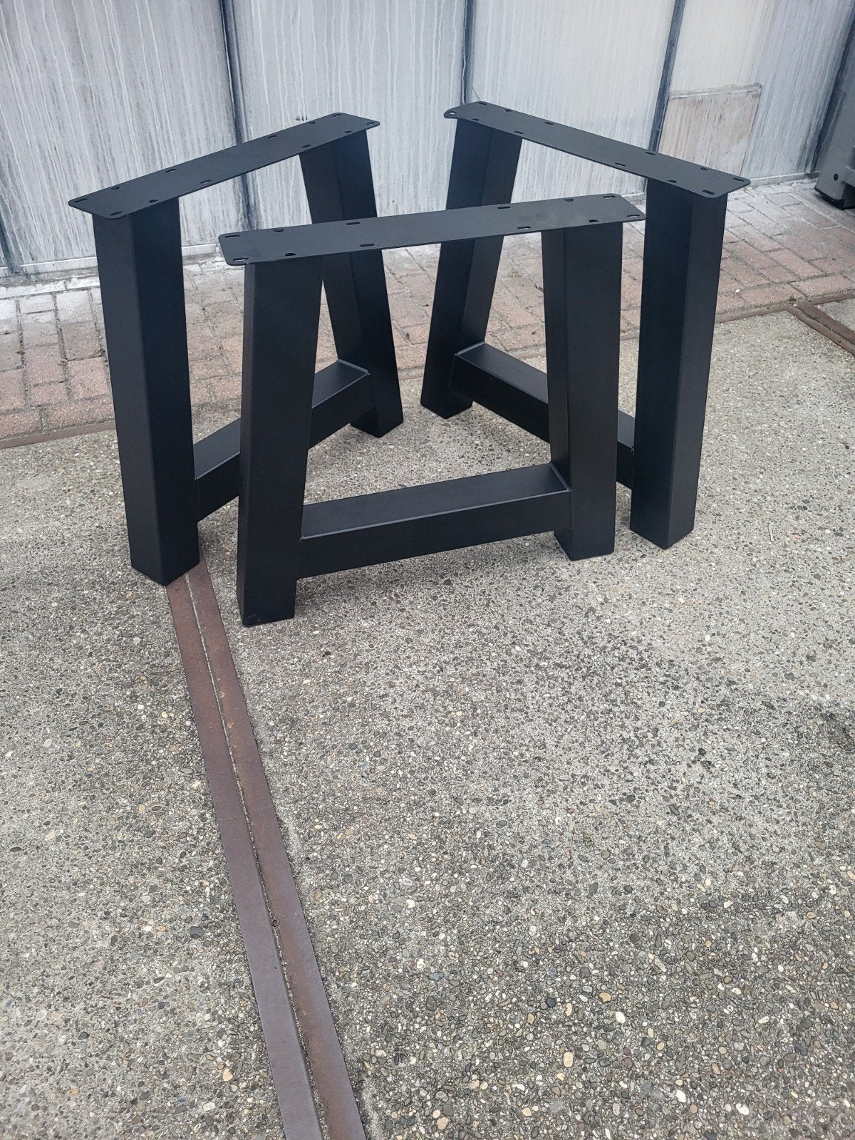 3x Zwarte Stalen A-poten 72cm hoog, 66/80cm breed, Huis en Inrichting, Tafelonderdelen, Ophalen, Tafelpoot, 50 tot 100 cm, Industriële poten