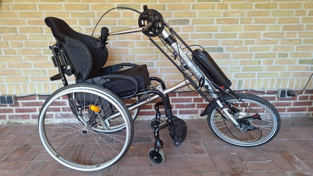 Handbike Elektrisch met of zonder aankoppelbare rolstoel, Diversen, Ophalen, Gebruikt, Elektrische rolstoel
