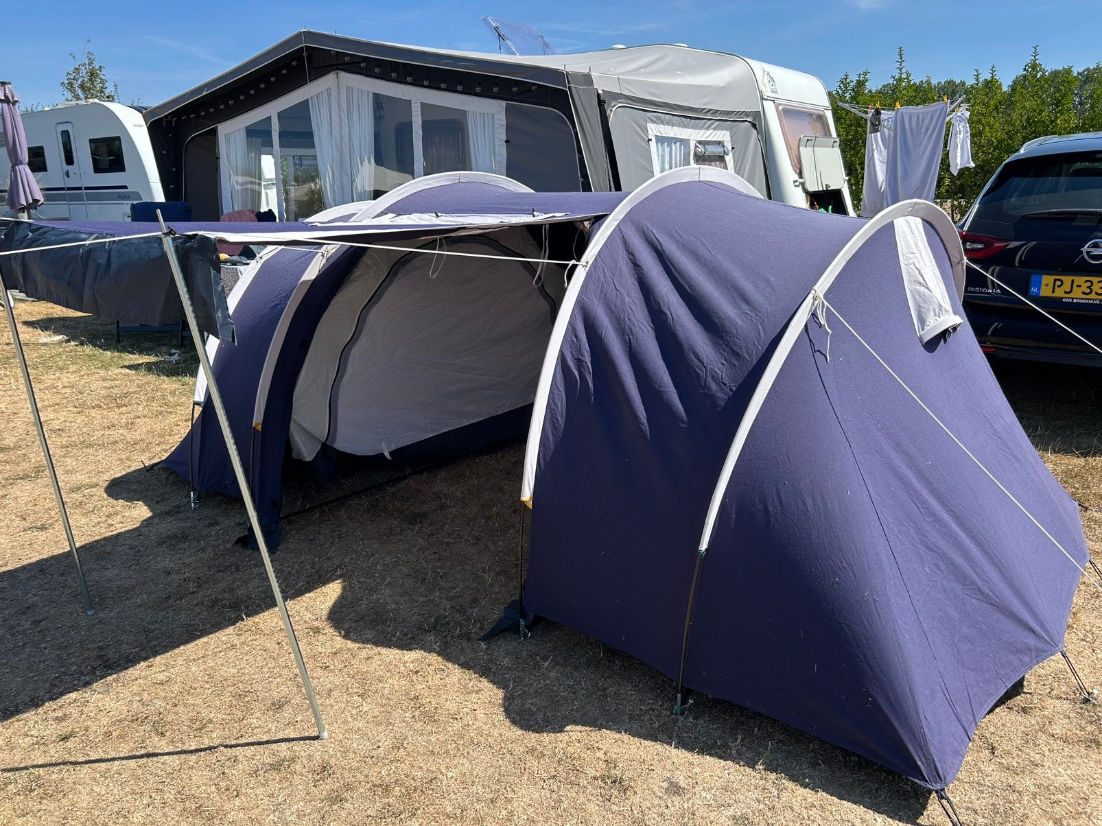 Vis a vis 2 persoons Kantoen polyether tent, Ophalen, Zo goed als nieuw, Tot en met 2