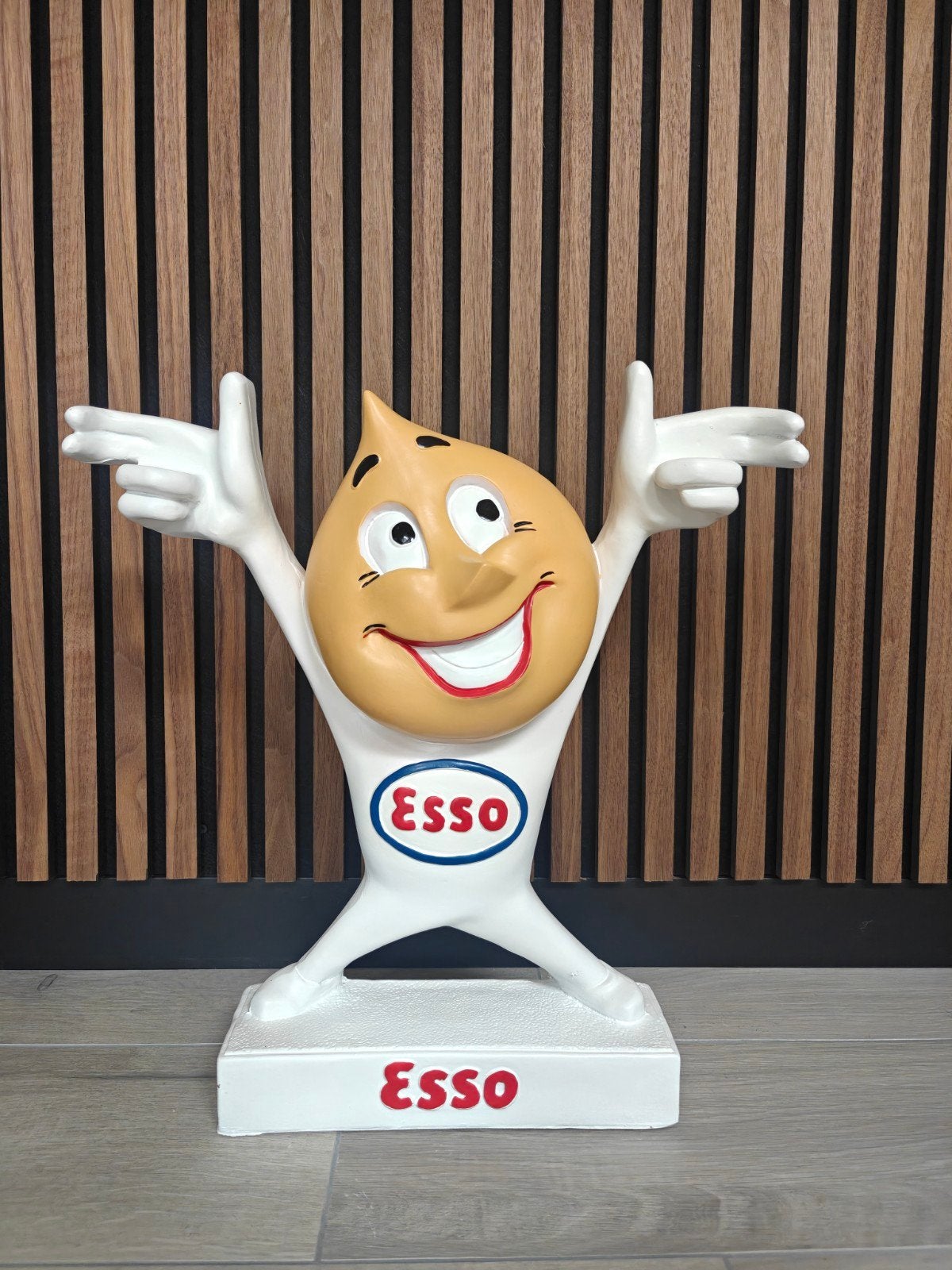 Esso druppel, Mini Esso druppel. Fuel gasoline., Verzamelen, Ophalen of Verzenden, Nieuw, Fantasy
