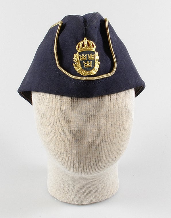 Gezocht: zweedse veldmuts, Ophalen of Verzenden, Landmacht, Nederland, Embleem of Badge
