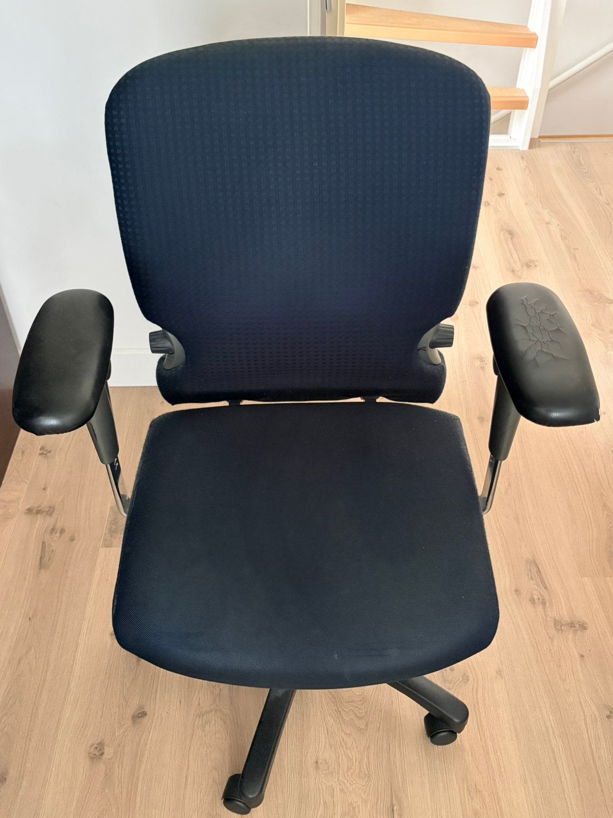 Comforto77 Bureaustoel donkerblauw, Huis en Inrichting, Ophalen, Gebruikt, Blauw, Bureaustoel