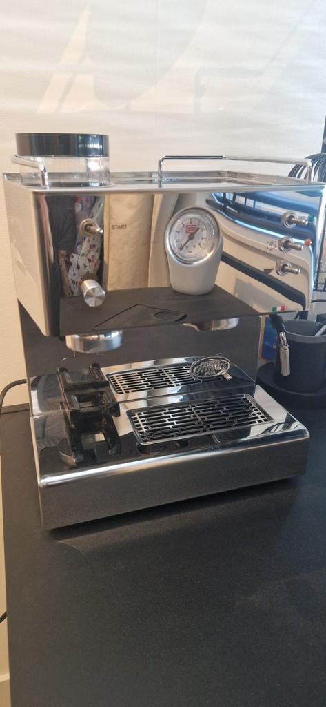 Quickmill 3035 Espressomachine met ingebouwde bonenmaler, Ophalen, Gebruikt, Espresso apparaat, Koffiebonen