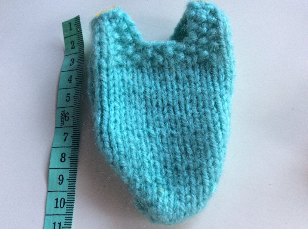 Poppenkleding: Blauw Rompertje/Zwempak 13 cm, Verzamelen, Poppen, Ophalen of Verzenden, Zo goed als nieuw, Kleertjes