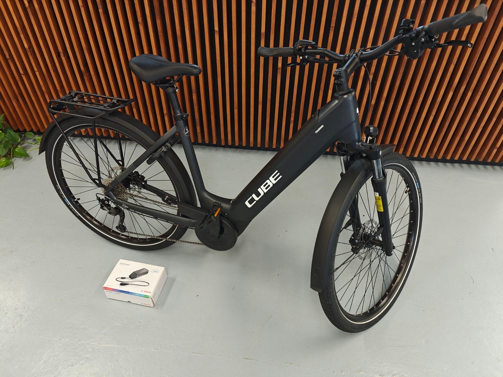 cube touring hybrid, Fietsen en Brommers, Elektrische fietsen, Ophalen, Nieuw, 51 tot 55 cm, Cube